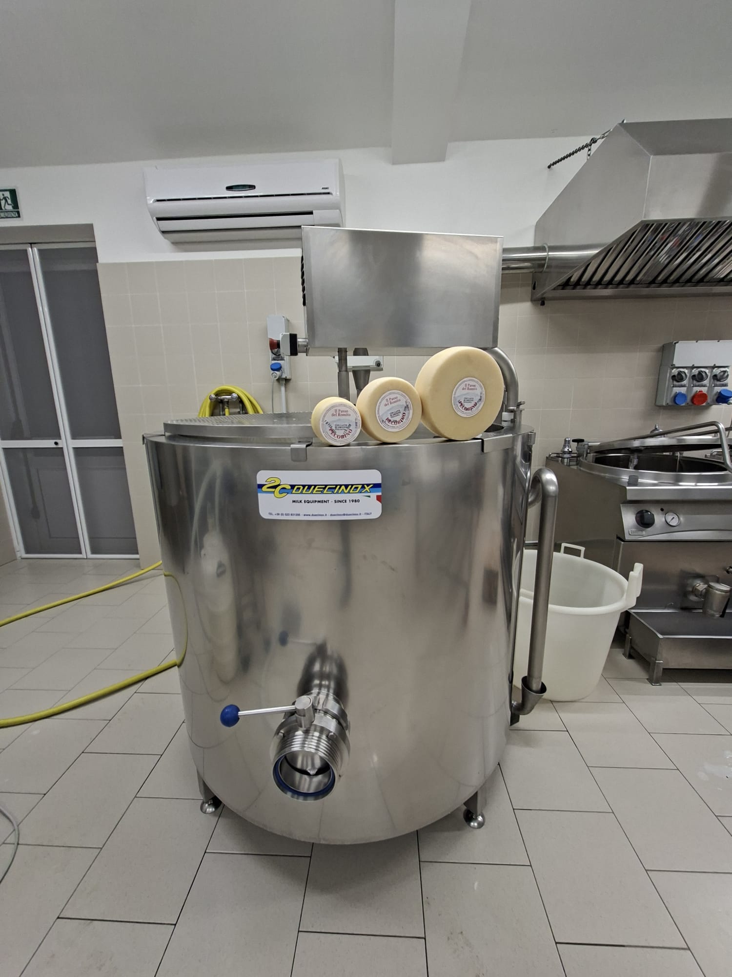 ricotta minicaseificio 1.